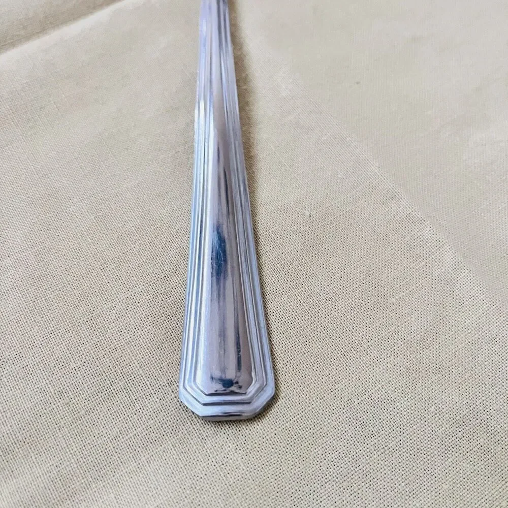 HAMPTON SILVERSMITHS Solid & Pierced Tablespoons Serving Spoon Set Outline Edge